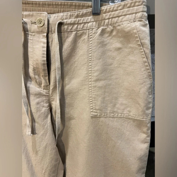 Talbots Linen blend size 10 signature khaki capri pants with drawstring waist - Picture 3 of 13